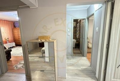 Apartament cu 4 camere decomandat în Carei - 14