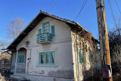 Casă cu 4 camere în Central - 1