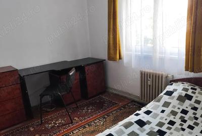 Apartament cu 3 camere decomandat în Dâmbu Pietros - 4