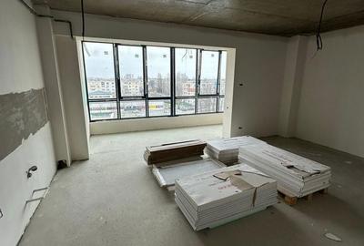 Apartament cu 3 camere în - 10