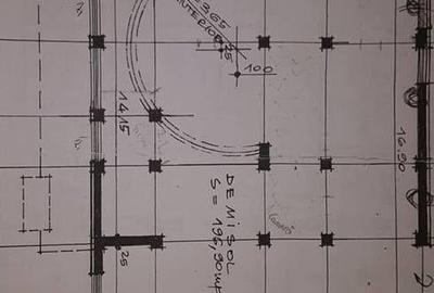 Casă în Central - 1