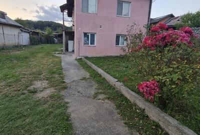 Casă cu 4 camere în Central - 6