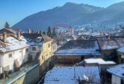 De vânzare – Casă veche cu potențial, Scheii Brașovului - 1