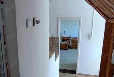 Casă cu 6 camere cu Teren 335 Mp în Breaza - 1