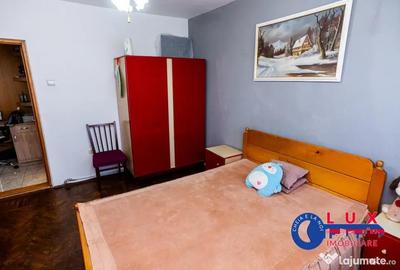 Apartament cu 3 camere decomandat în Babadag - 6