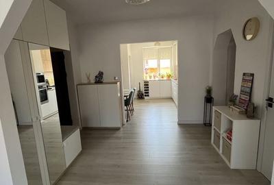 Apartament cu 3 camere decomandat în Central - 7