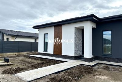 Casă / 4 camere / Sanpetru / Terasă - 2