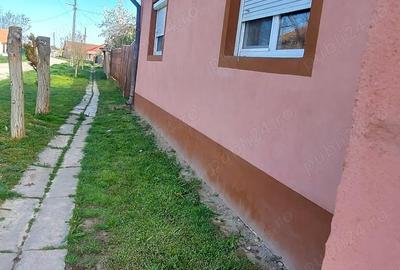 Casă cu 3 camere cu Teren 3640 Mp în Boiu - 3