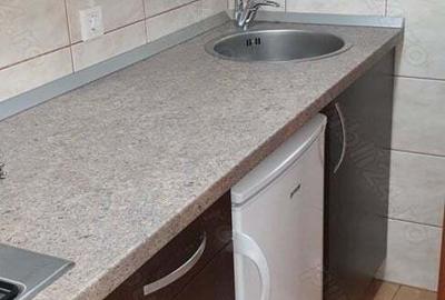 Garsonieră semidecomandată în Titan