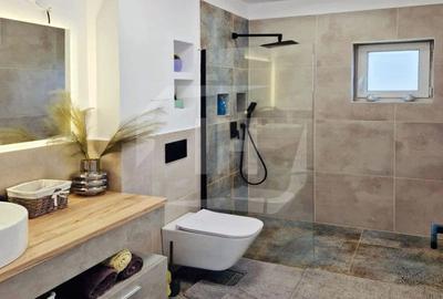 Casa noua, la cheie, piscina exterioara, terase panoramice - 9