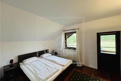 Casă individuală cu 5 camere cu Teren 3400 Mp în Porumbacu de Sus - 18