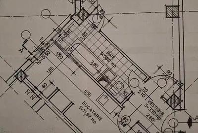 Garsonieră decomandată în Central - 7