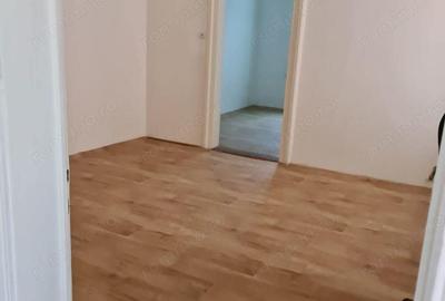 1 cam etaj 1 zona Unirii Pietonal - 6