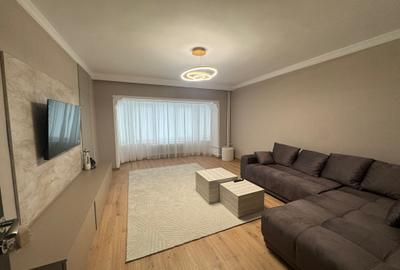 Apartament cu 3 camere decomandat, mobilat în Stadion