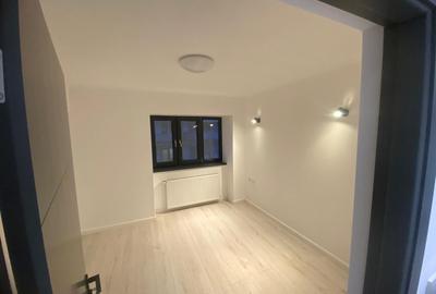 Apartament cu 3 camere decomandat în Horea - 1