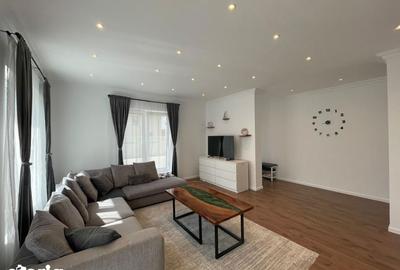 Casă cu 5 camere cu Teren 738 Mp în Moșnița Nouă