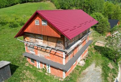 Casă cu 4 camere în Rogojel - 1