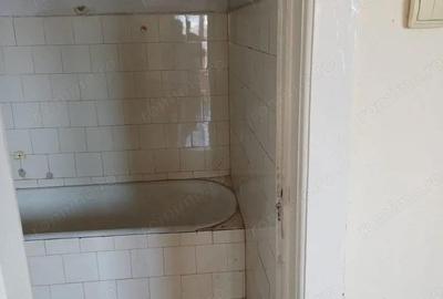 Apartament 2 camere. Calea Calarasilor - 4 min metrou, centrala proprie - 13