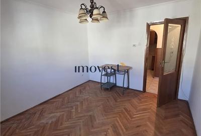 Apartament cu 2 camere decomandat în Micro 14 - 9