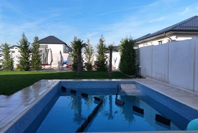 Casă modernă de vânzare  – 5 Camere, 4 Băi, Teren 800 mp, Piscină Încălzită - 7