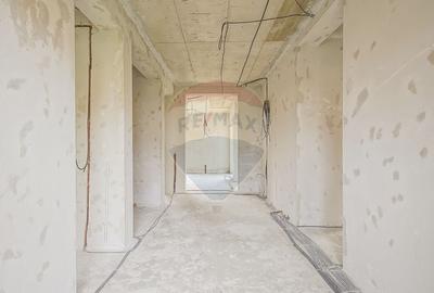 Casa spatioasa la gri, 4 camere, 3 bai, teren 500 mp - zona Bartolomeu - 10