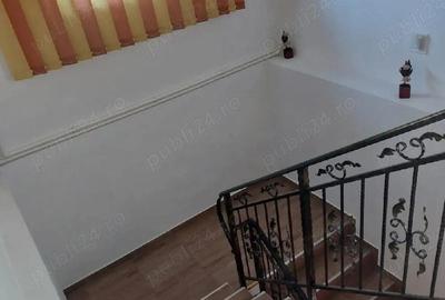 Casă cu 6 camere cu Teren 300 Mp în Central - 9