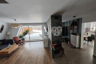 Casă cu Teren 3600 Mp în Bejan - 8
