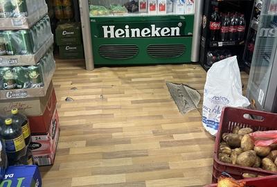 Spațiu comercial, de 65 mp, în Central - 4