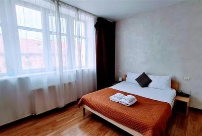 Proprietar, 2 camere bloc nou, parcare privata, zona Complex - 7