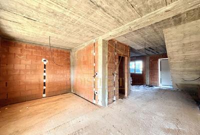 Duplex cu 3 camere cu Canalizare în Urseni - 1