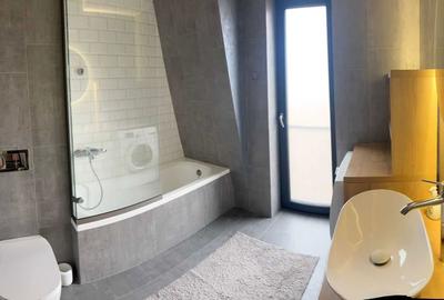 Apartament cu 3 camere decomandat în Central - 2