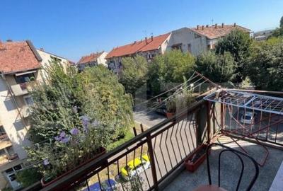 Apartament de vanzare , 70 mp , Zona Carpati 2 - 4