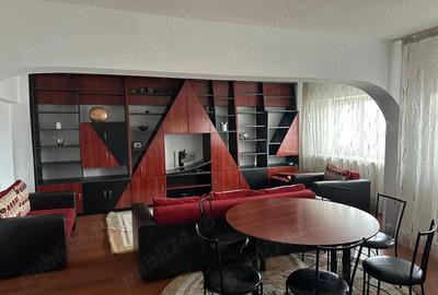 Apartament 4 camere transformat 3 camere McDonalds - Piata Centrala - 1