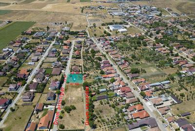 Loc de casa in Sanleani 420 mp