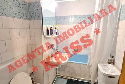 Apartament cu 3 camere decomandat în Eremia - 5