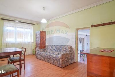 Casă cu 4 camere în Central - 2