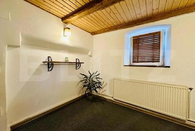 Casă cu 5 camere în Central - 5