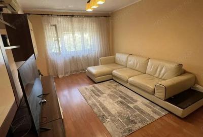 Apartament 3 camere, Sid Vest,et 4