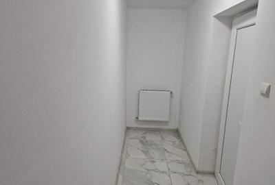 Spațiu comercial, de 86 mp, în Central - 8