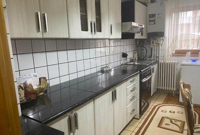 Apartament cu 3 camere decomandat în Central - 6