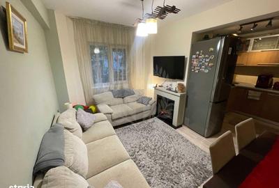 Apartament cu 4 camere decomandat în 9 Mai - 3