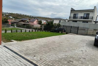 Casă cu 4 camere în Dezmir - 8