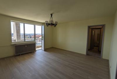 Particular vand apartament cu 3 camere ultracentral (km 0) - 8
