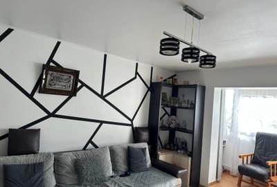 Apartament cu 3 camere decomandat în Lipovei - 3