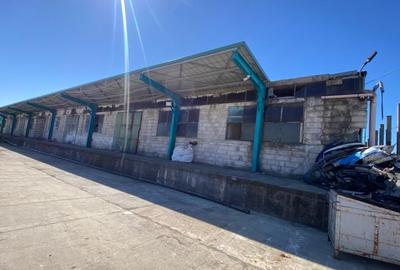 Spațiu industrial, de 4,076 mp, în Central - 3