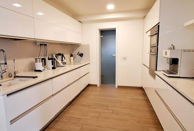 Casa eficienta energetic cu piscina in Giroc - 14