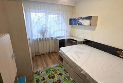 Apartament cu 4 camere decomandat în Central - 16