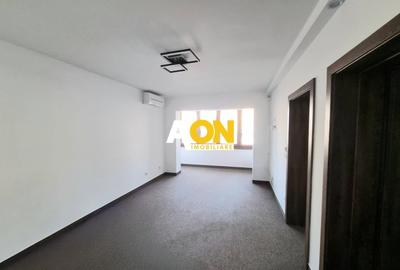 Apartament cu 2 camere semidecomandat, mobilat în Cetate - 2