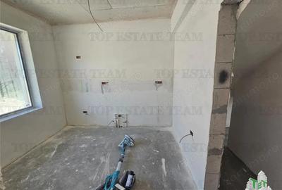 Casă cu 4 camere cu Canalizare în Dudu - 10