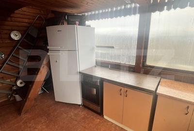 Casă cu 2 camere în Corunca